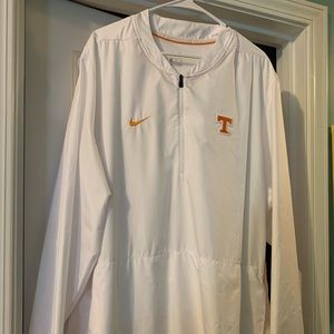 Men’s University of Tennessee quarter zip pullover